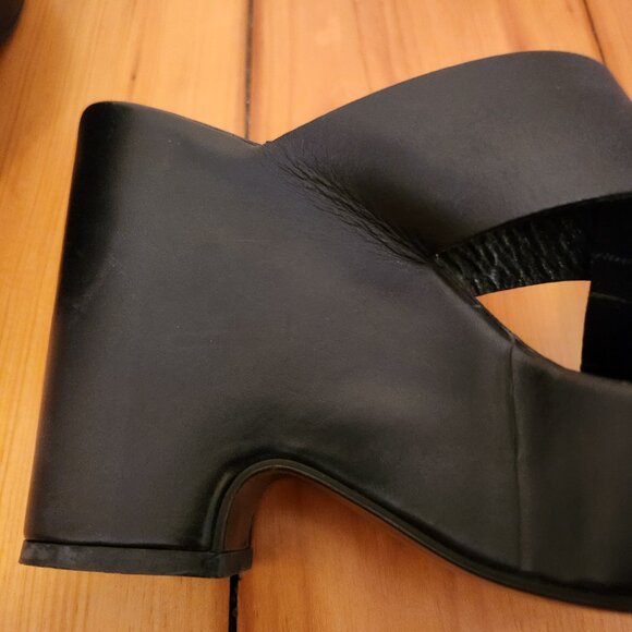 Gucci Platform Sandals - Picture 5 of 12